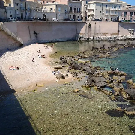 Edesia Apartment- Ortigia Holidays Syracuse Exterior photo